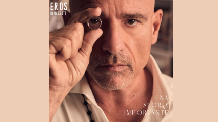 Eros Ramazzotti en la portada de 'Una historia importante', su álbum por los 40 años en la música