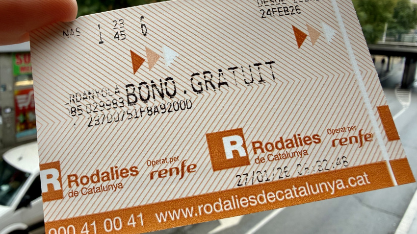 Rodalies gratuïts fins al 30 d’abril – Els viatgers poden obtenir un títol de 10 viatges a les taquilles o màquines d’autovenda i moure’s per totes les zones sense pagar