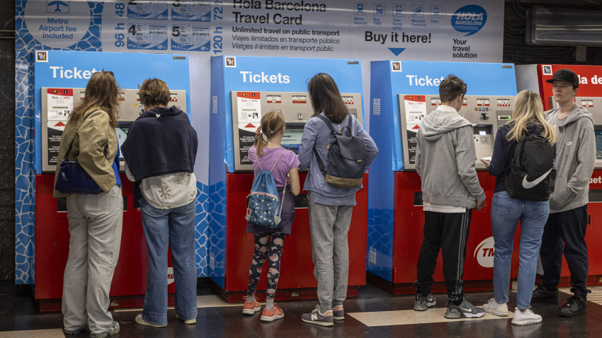 Trens reforçats i màxima capacitat per absorbir la mobilitat excepcional al centre de Barcelona