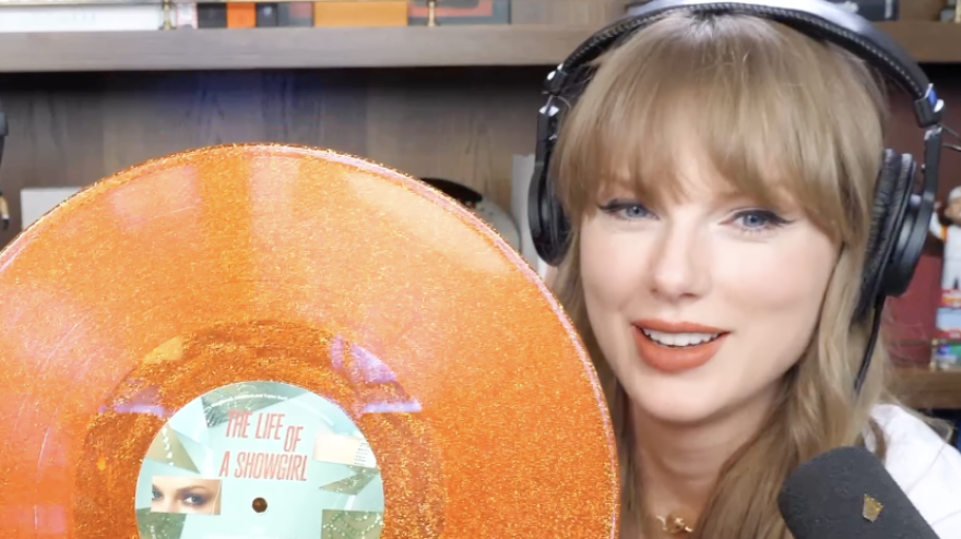 Taylor Swift presenta 'The Life of a Showgirl' en 'New Heights'