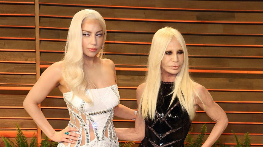 Lady Gaga se deshace en elogios hacia su amistad con Donatella Versace