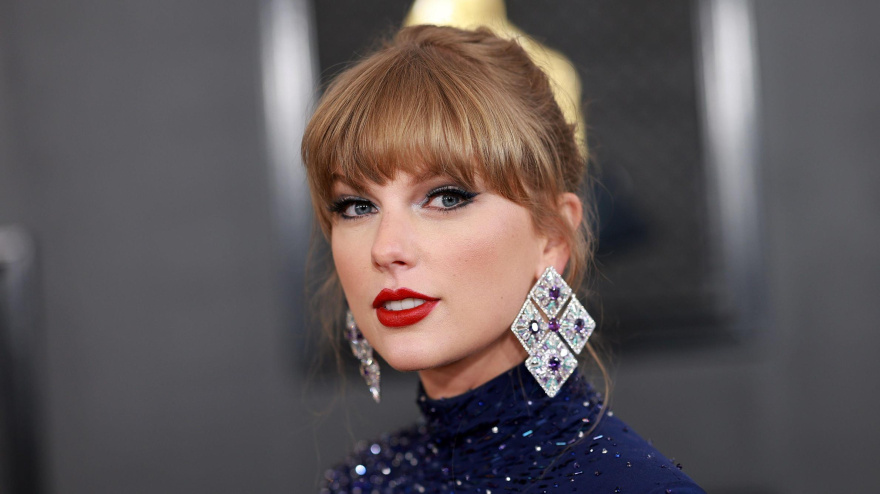 Taylor Swift en la gala de los Grammy 2023.
