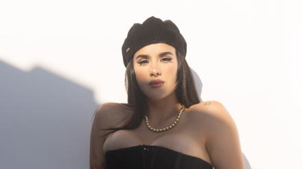 Gala Montes versiona 'Mujer contra mujer' con el soporte de Nacho Cano