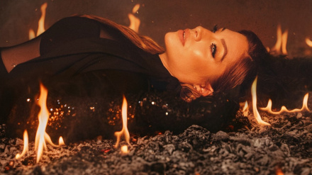 Leire Martínez pone fecha de lanzamiento al disco 'Historias de aquella niña'