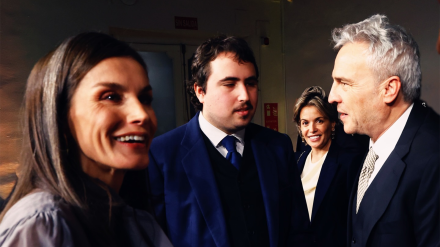 David Summers, junto a su hijo Daniel y la reina Letizia, en los 'Premios Zenda'