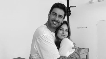 Carlota Melendi deja un misterioso mensaje en el 47 cumpleaños del cantante