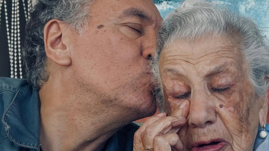 Roberto Brasero junto a Felicidad Hidalgo en redes sociales