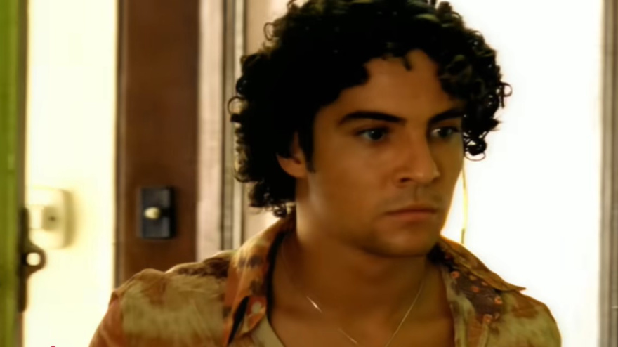 David Bisbal en una imagen del videoclip de 'Lloraré las penas'