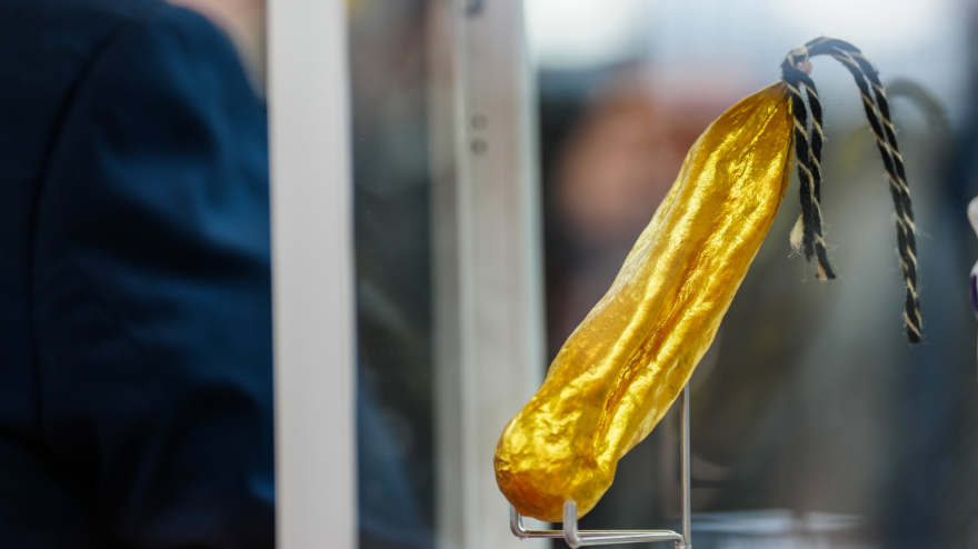 Un fuet banyat en or, novetat d'Alimentaria