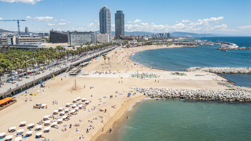 Vista aèria de la platja de la Barceloneta i la platja del Somorrostro
