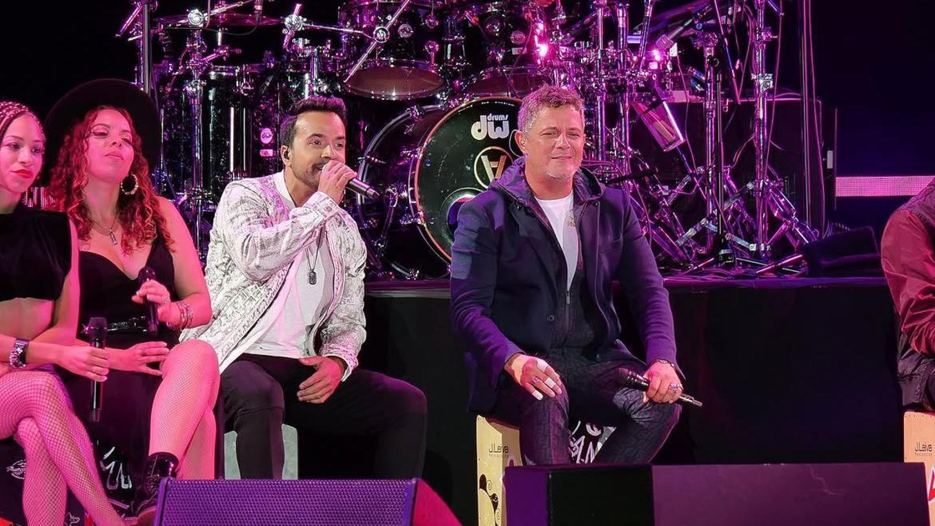 Colombia earthquake: Musicians rally to support victims