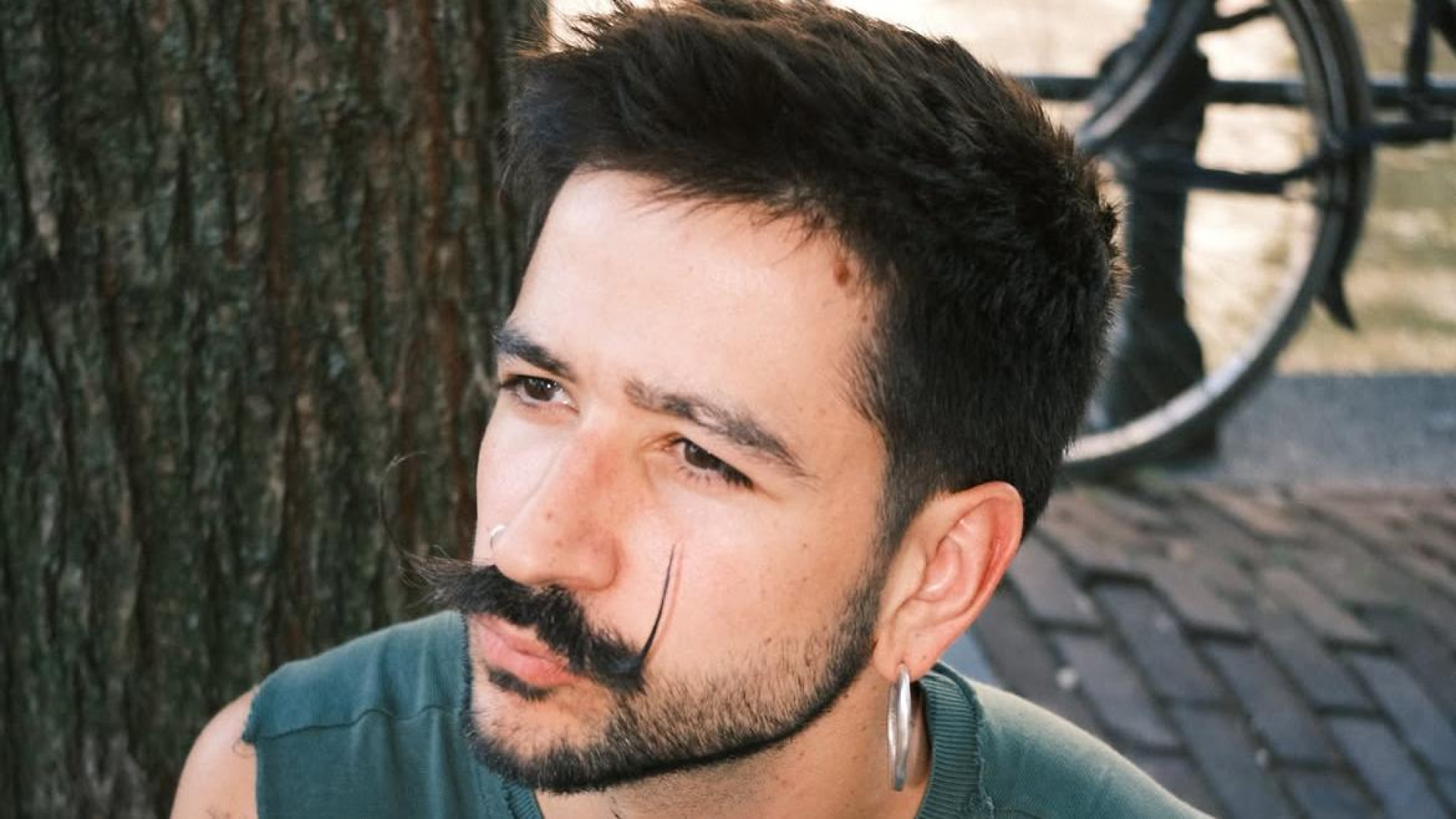 Camilo previews new album Para Cuando Sean Mayores