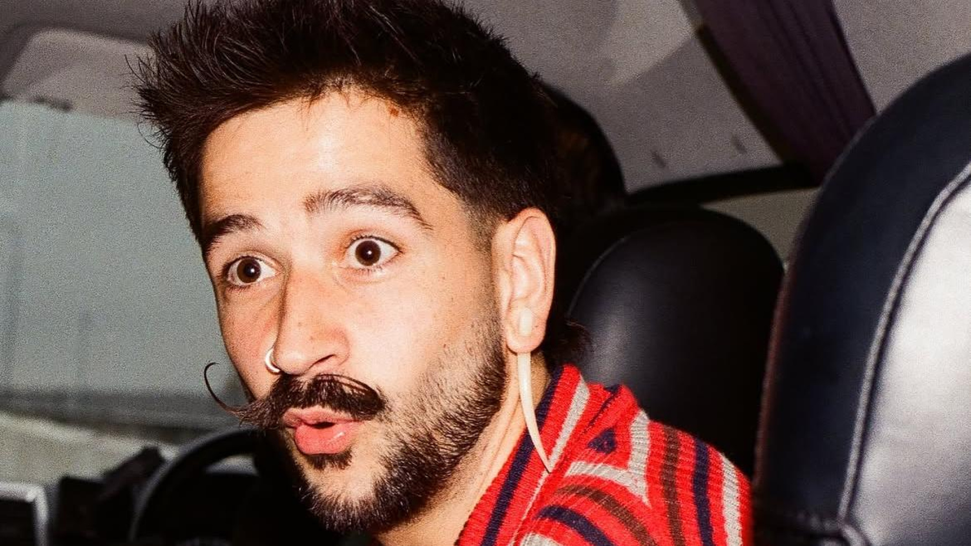 Camilo Previews New Track El Cisne Dedicated to Fans
