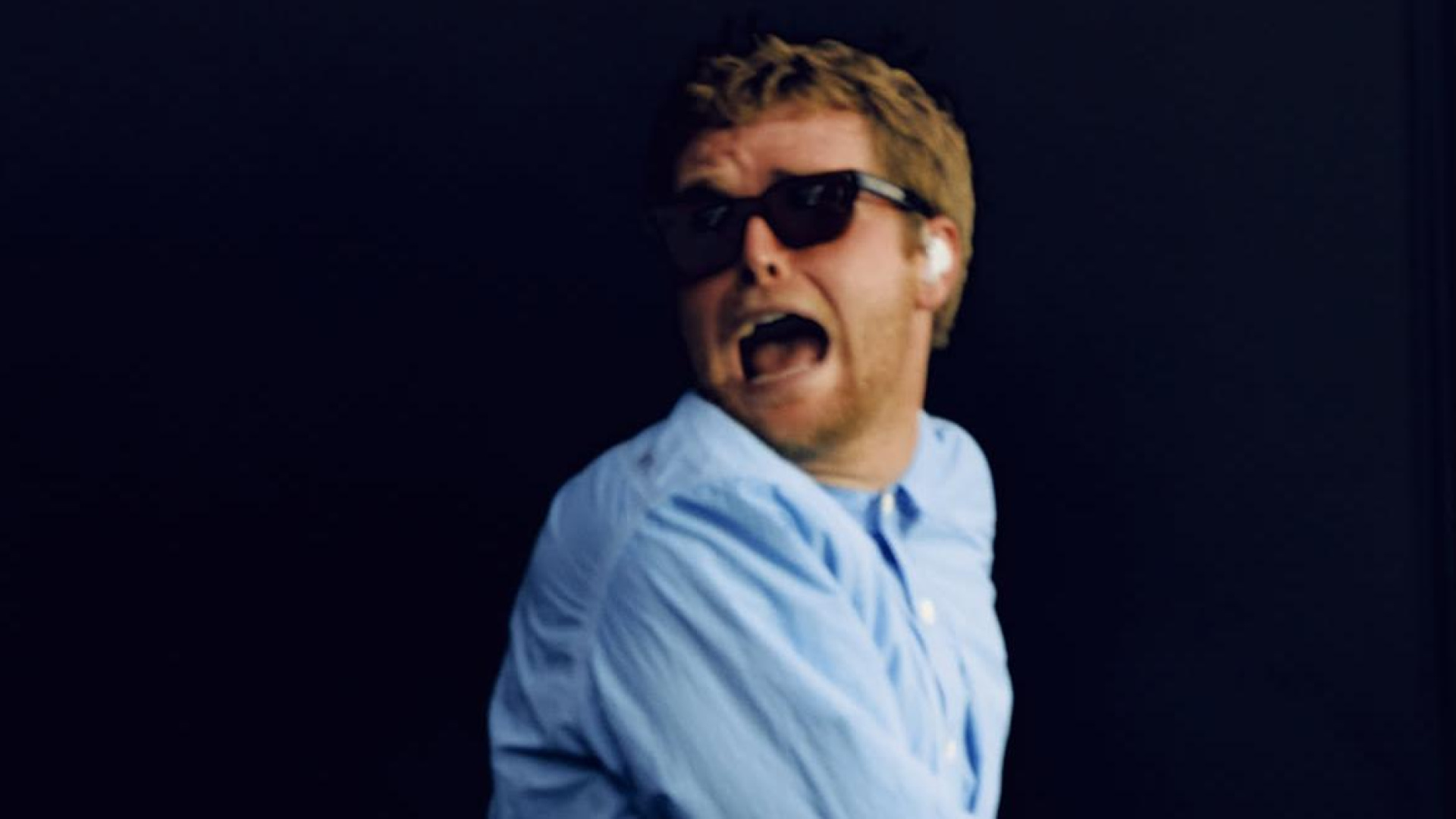 Alex Warren Releases Three Unreleased Tracks on iTunes