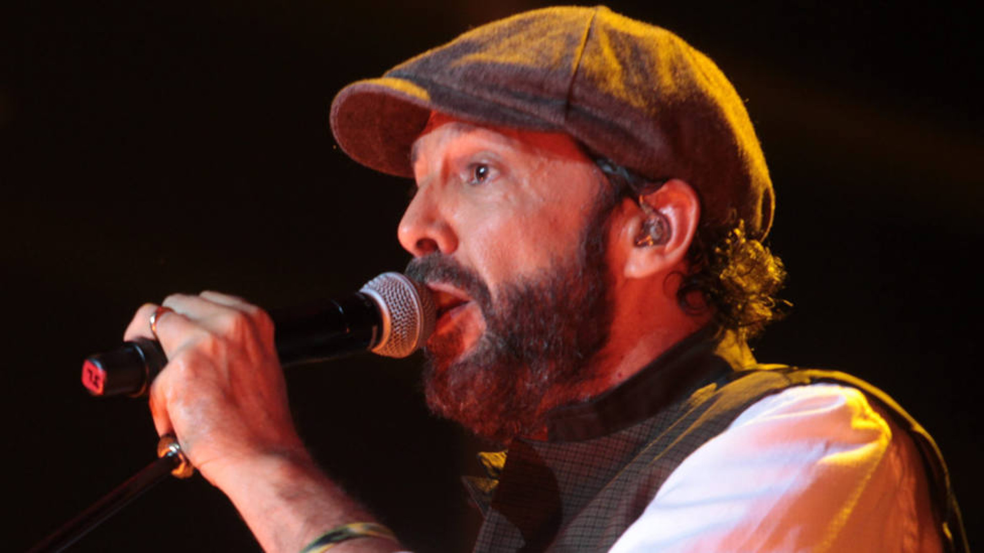 Juan Luis Guerra lanza su álbum "Literal" con un eslogan: "el merengue