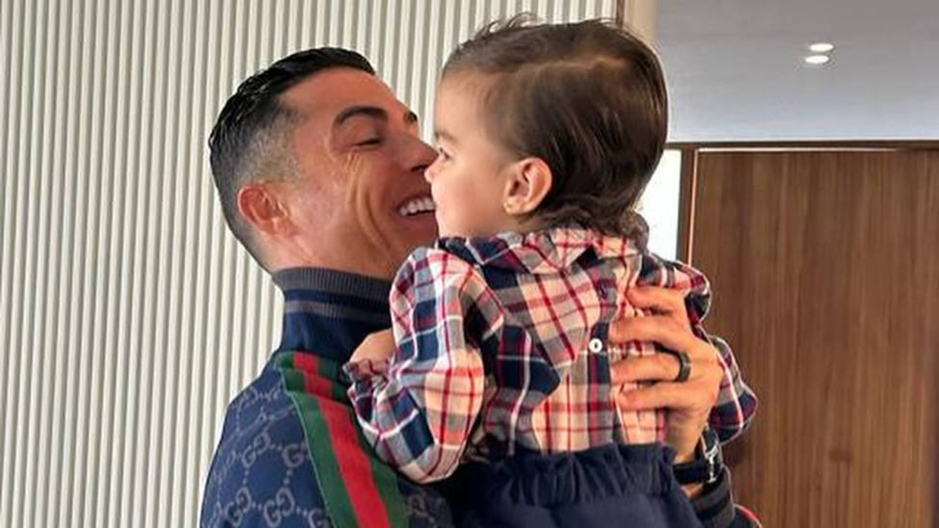 El emotivo recuerdo de Cristiano a su hijo Ángel dos años después de su ...