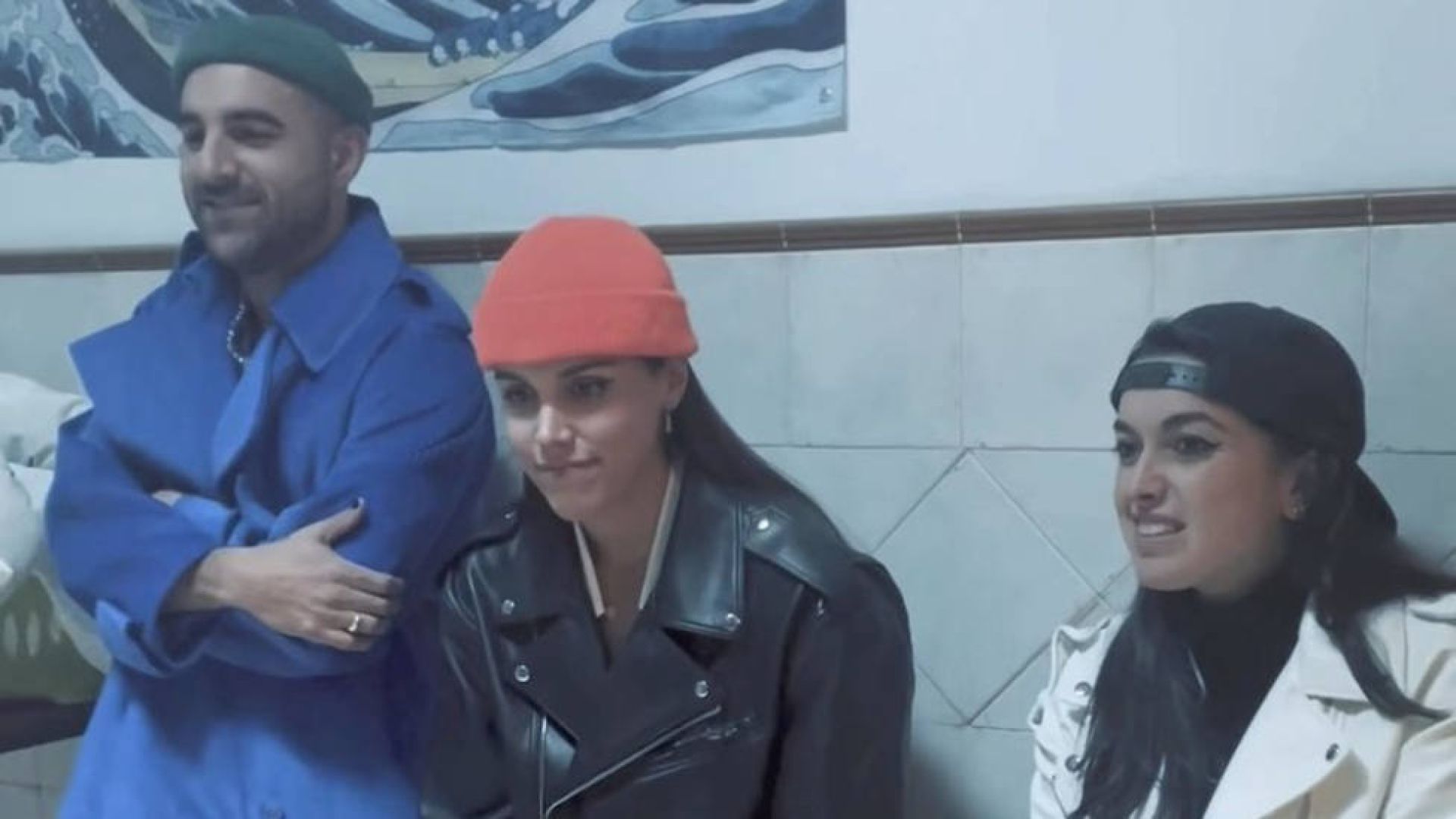 Aquí está Nil Moliner con 'Nada que decir' acompañado del dúo MARLENA y