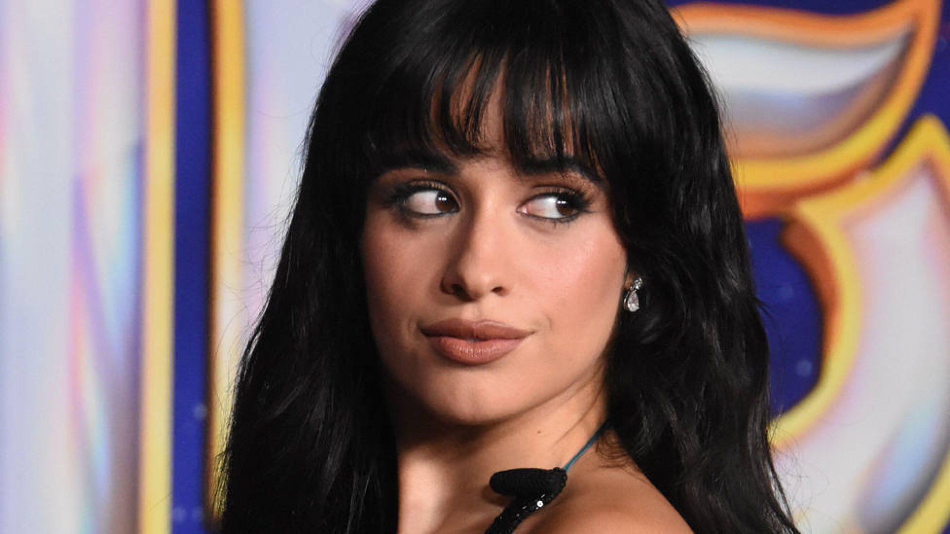 Camila Cabello conquista todos nuestros sentidos con 'Chanel No.5', su