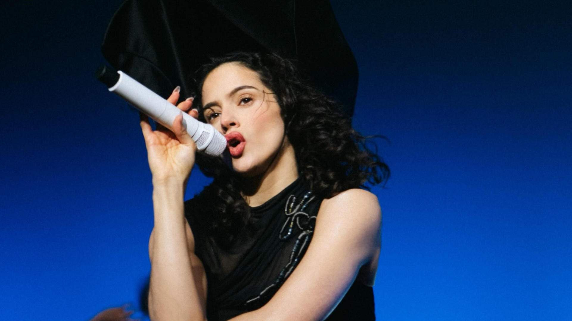 Rosalía Resolves Argentina Controversy After Concert