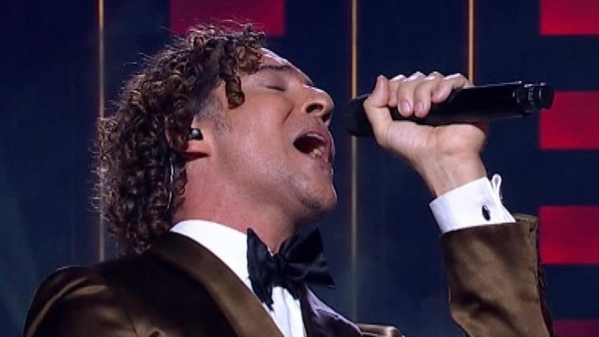 David Bisbal returns to Operacion Triunfo stage in USA