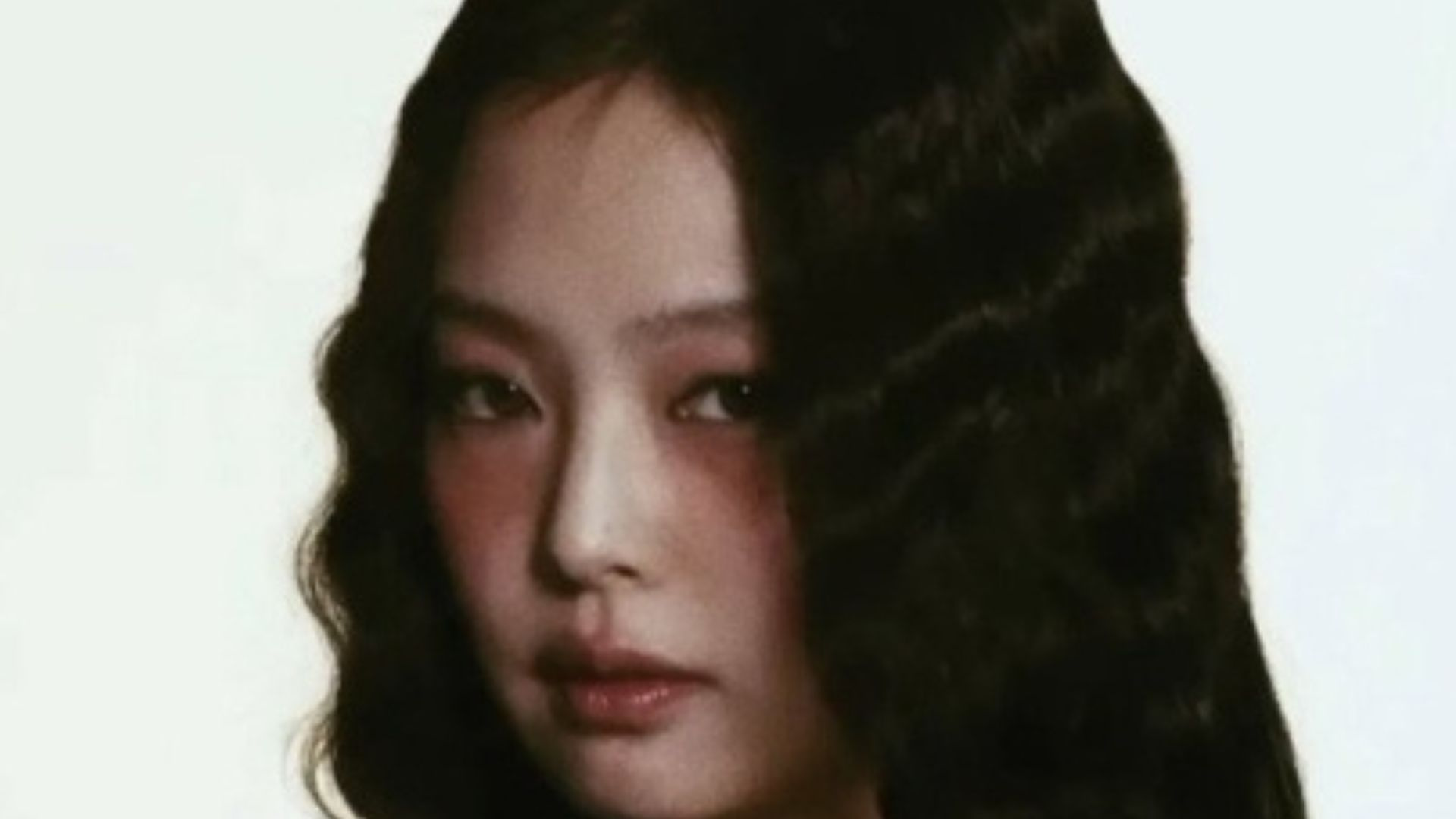 Jennie to Release New Solo EP With Three Confirmed Tracks