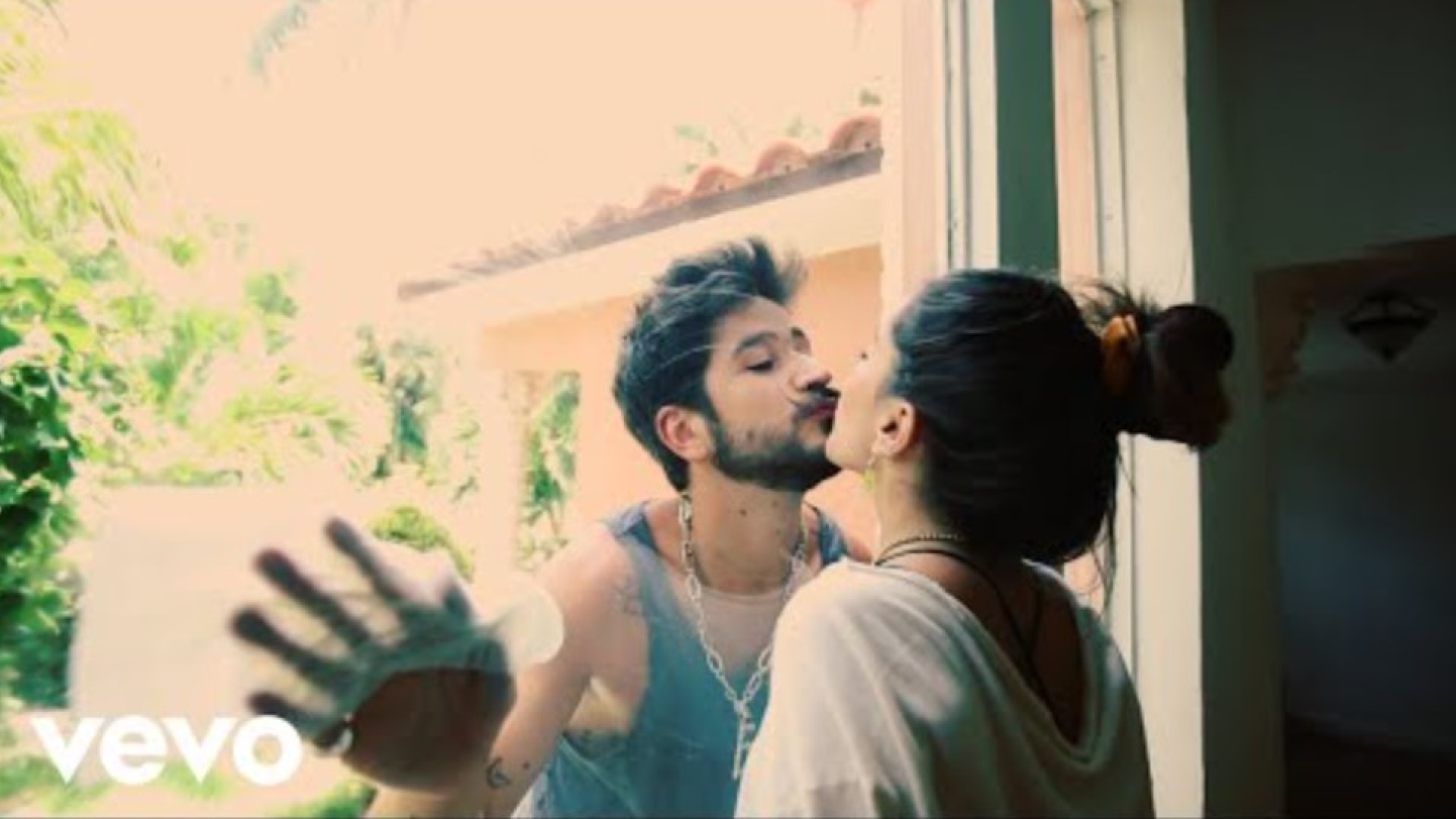 Camilo song Vida de Rico reaches one billion YouTube views