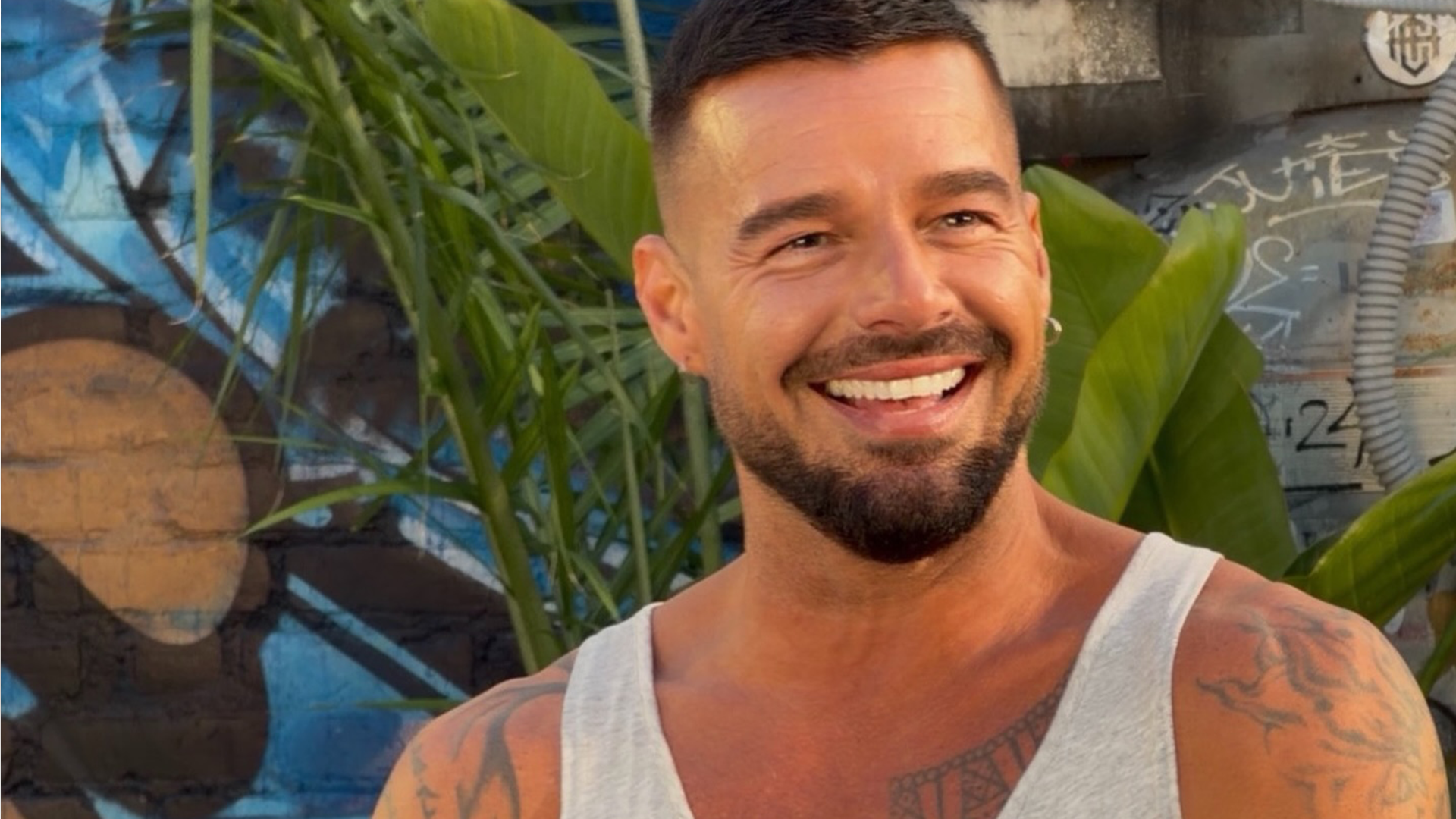 Ricky Martin Reworks His Biggest Hits on 'ReVivo'