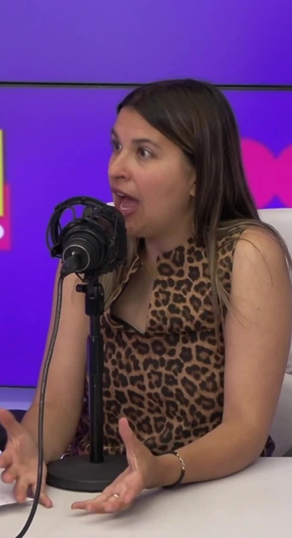 MATEO Y ANDREA PODCAST 11062026.mp4