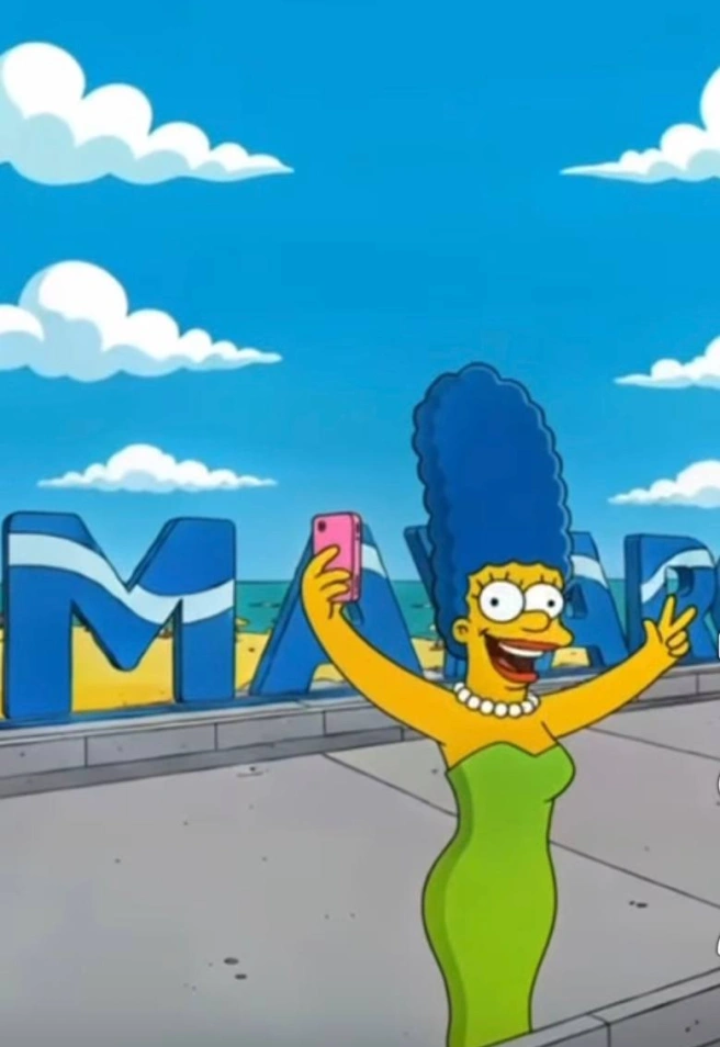 Moment on Marge Simpson fa una selfie amb les lletres de Mataró
