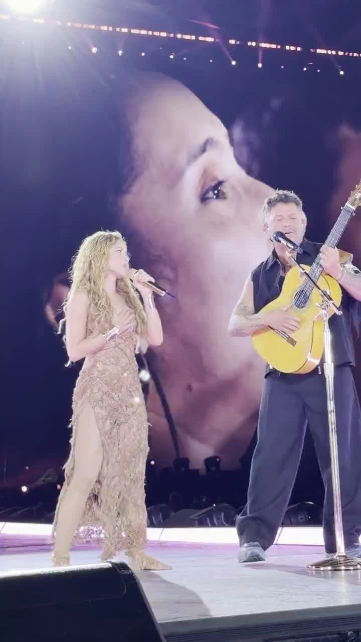 Shakira y Alejandro Sanz interpretan 'Corazón partío' en la quinta noche de la residencia en Madrid de la colombiana