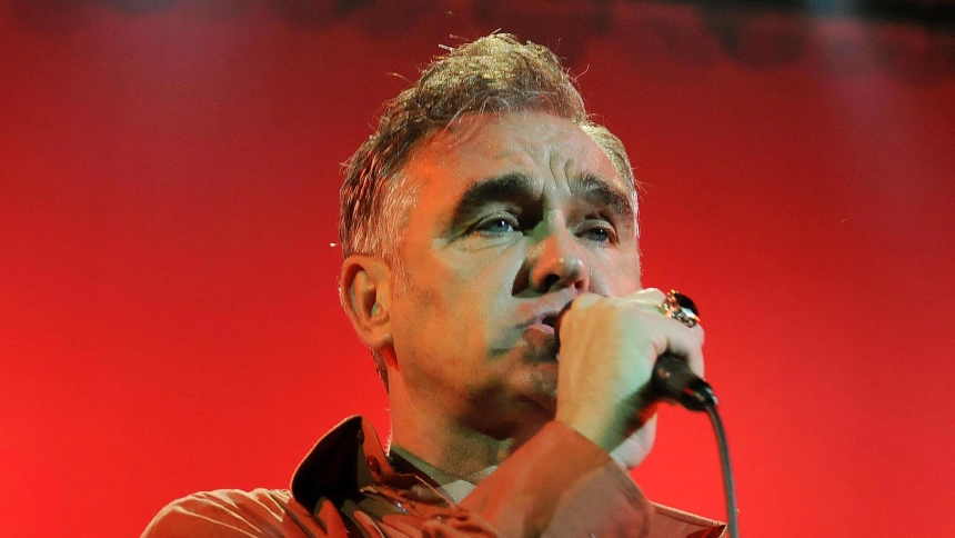 Morrissey actuando en 'Vivo Rio Show House' en Rio de Janeiro, Brasil.