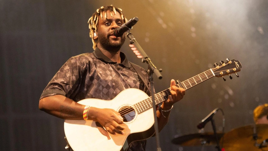 El ingenio de Myles Smith no tiene límites