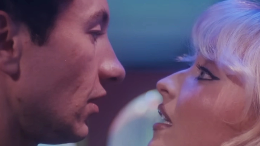 Barry Keoghan y Sabrina Carpenter para 'Please Please Please'