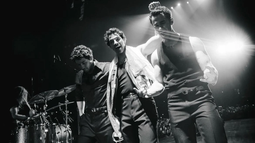 Imagen de los Jonas Brothers en un concierto, de su cuenta oficial de Instagram