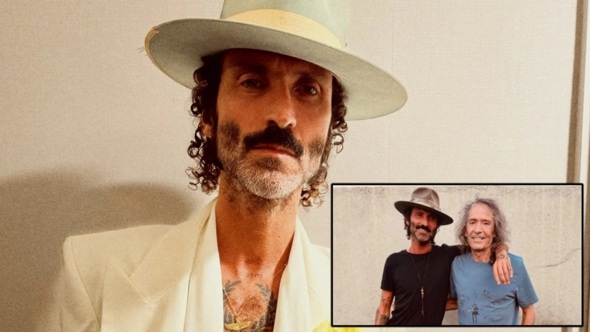 Leiva rinde homenaje a Robe Iniesta sobre el escenario del Sonorama Ribera