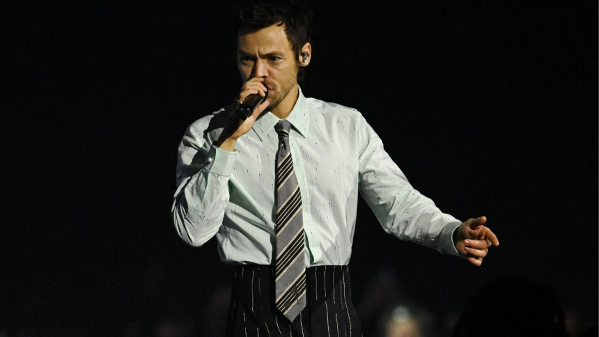 Harry Styles dedica un mensaje a su público en medio del concierto en Nueva York