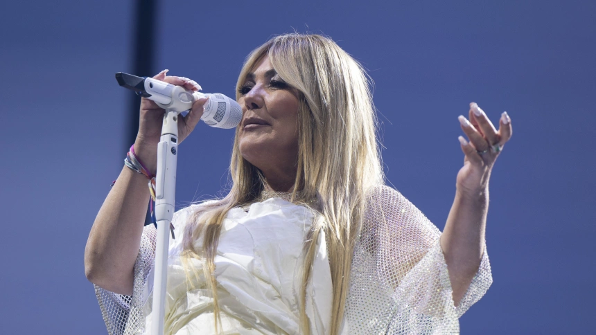Amaia Montero lanza un mensaje con el cambio de letra de 'El último vals'