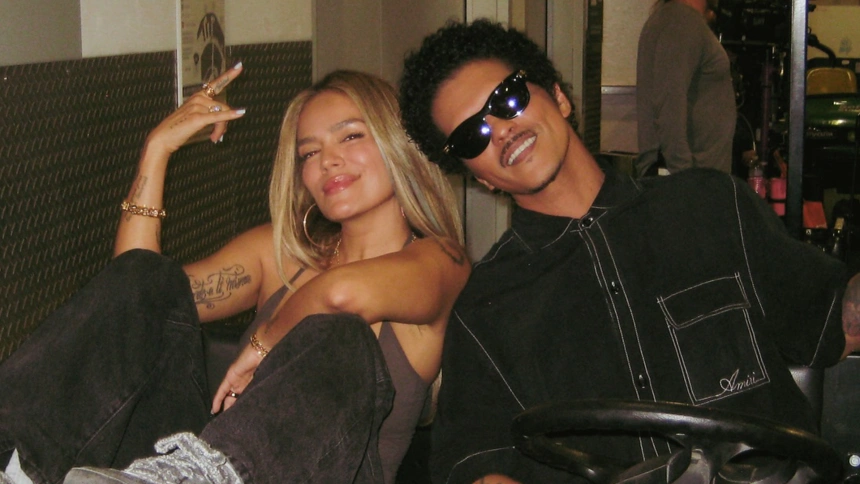 Karol G y Bruno Mars