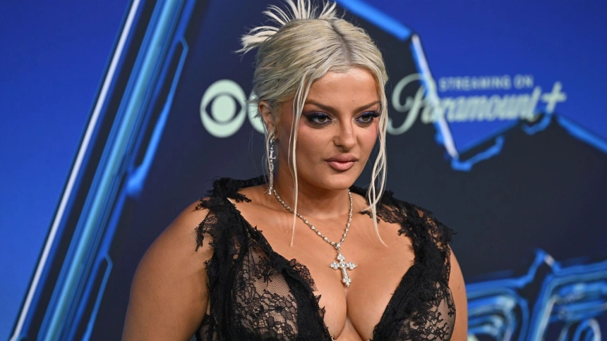 Bebe Rexha posa en los MTV Video Music Awards 2026