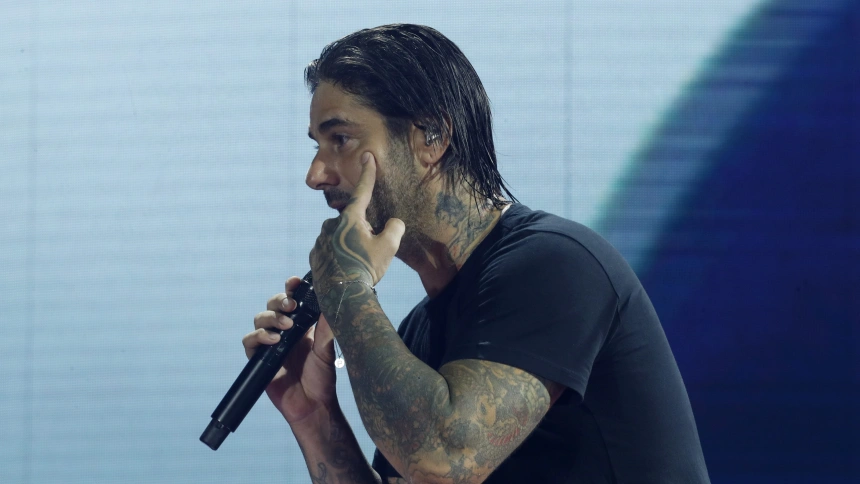 Melendi y la canción de su disco 'Pop-Rock' que se ha dejado fuera del 'setlist' de esta gira
