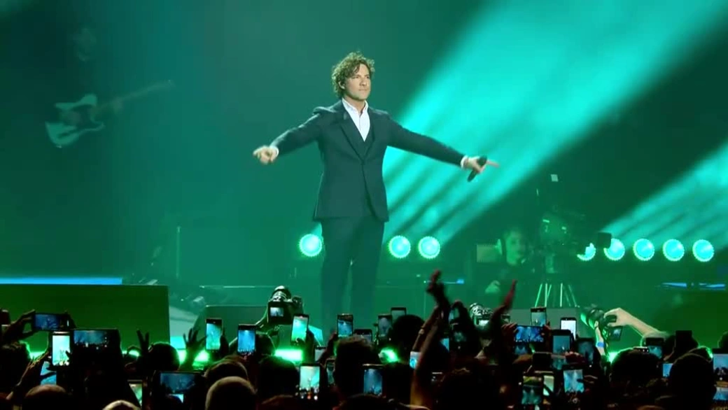 BISBAL VIVIR ASI ES MORIR DE AMOR.mp4